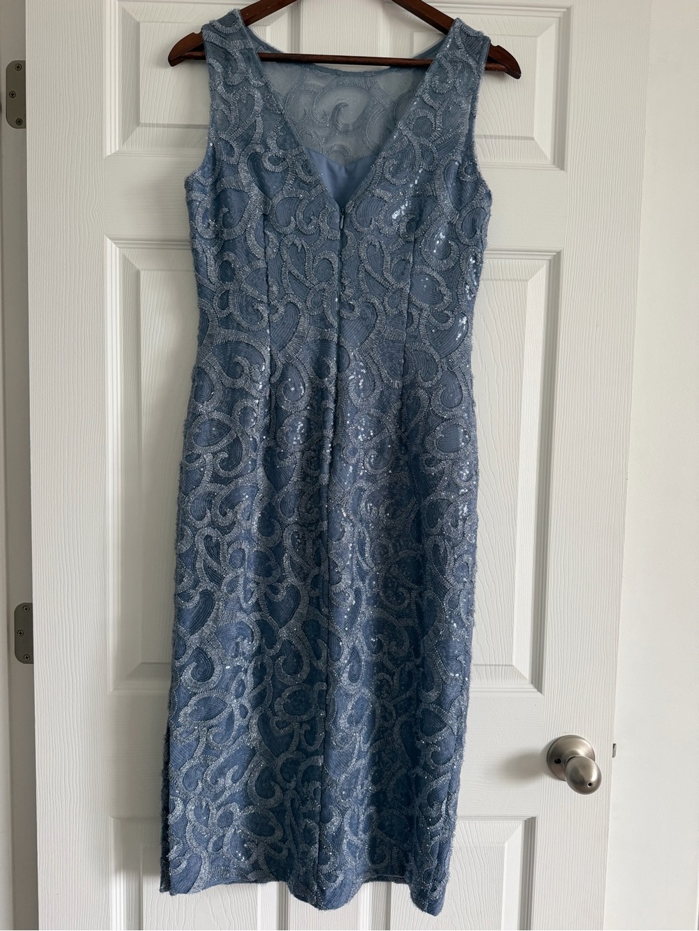 JS Collections Sequin Sheath Cocktail Dress Beaded Silver Size 4 NWT - Picture 5 of 5